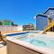 5018 - Mike`s Beach House