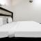 Hotel O Surya