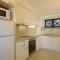 3HB Golden Beach