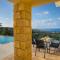 Magnificent Coral Bay Villa Villa Azure Cove 3 Bedrooms Great Sea Views Well-Furnished
