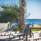 Villa Adaman - Stunning 3 Bedroom Seafront Villa With Pool - Close To The Beach