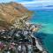11 Gordonia- 2 En-suite Bedrooms, Beach access & Great location