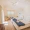 Villa Magusta - Modern 4 Bedroom Ayia Thekla Villa With Pool - Close To The Beach