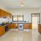 Magnificent Coral Bay Villa Villa Azure Cove 3 Bedrooms Great Sea Views Well-Furnished