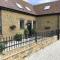 The Coach House - Ukc2772