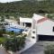 Luxury Villa Dolac near Split, airport, complete privacy, infinity heated pool