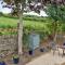 Fig Tree Shepherds Hut - Cottage