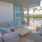 Villa Papadopo - Luxury 3 Bedroom Villa With Private Pool, Hot Tub And Sea Views