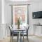 Newly renovated 3 Ensuite bedroom house in bury, 5 people