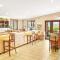 Nightingale Villas