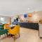 Comfort Inn & Suites Sheboygan I-43