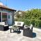 Elegant Beach Villa Moonstone II
