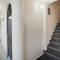Super Hotel O Aastha Near Chaudhary Charan Singh International Airport