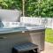 Robin Crest with Hot Tub
