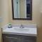 Townn Country Motor Inn