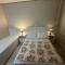 4 ILHAS, 2 SUITES, 2 GARAGENS