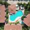 LEMAS SUITE HOTEL