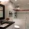 Cozy Private Suite with Year-Round Hot Tub