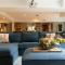 Cozy Private Suite with Year-Round Hot Tub