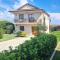 Apartments Aerodrom