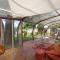 Gîte de charme avec spa, sauna et jardin privatif à Montbrison - FR-1-496-309