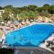 Riviera Hotel - Family only