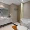 De Lora GoldCoast Apartment