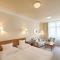 Hotel Embassy