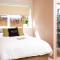 Settle Southampton - Stylish Self Check-In Rooms & Self Catering Suites