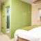 Settle Southampton - Stylish Self Check-In Rooms & Self Catering Suites