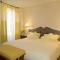 Hotel De France photo 11