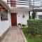Departamento PB patio y cochera