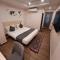 De Crown Luxury Hotel