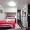 North Cottage Studio Apartment with private entrance