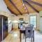 2 Decks, Mountain View Beech Mountain Cabin!