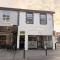 COASTAL RETREAT Town Centre Entire Property, Very Close to Sea & Restaurants, 2 King Size Beds