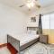 8 Mi to Sports Complex Peoria Home with Hot Tub!