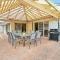 The Grand Family Mansion 5BR with Pool Table, BBQ