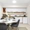 Modern Kings Park Hideaway Walk to Perth CBD