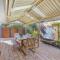 Rivervale Family Retreat-optus,river,shops,crown