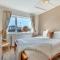 5 Bed in Chapel St Leonard 94469