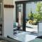 Simply Stunning Studio 2