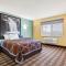 Super 8 by Wyndham Osseo WI