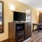 Super 8 by Wyndham Osseo WI