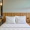 Go Hotels Plus Bacolod - Newly Renovated