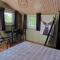 Cosy private cottage with stunning view