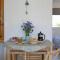 Lucy Lou, charming holiday bungalow in Devon