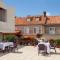 Guest House Raguž