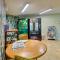 Ocean-View Condo with Balcony on Daytona Beach!