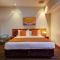 Mantra Charles Hotel